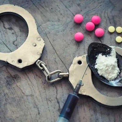 Meth (Amfetamin ve Metamfetamin)  ve Diğer Uyuşturucu Suçlamaları